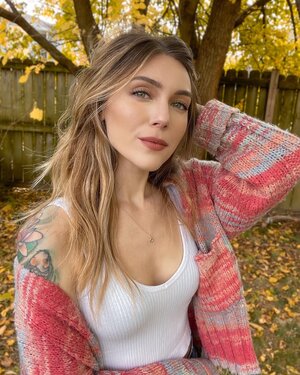 Marz nude 8