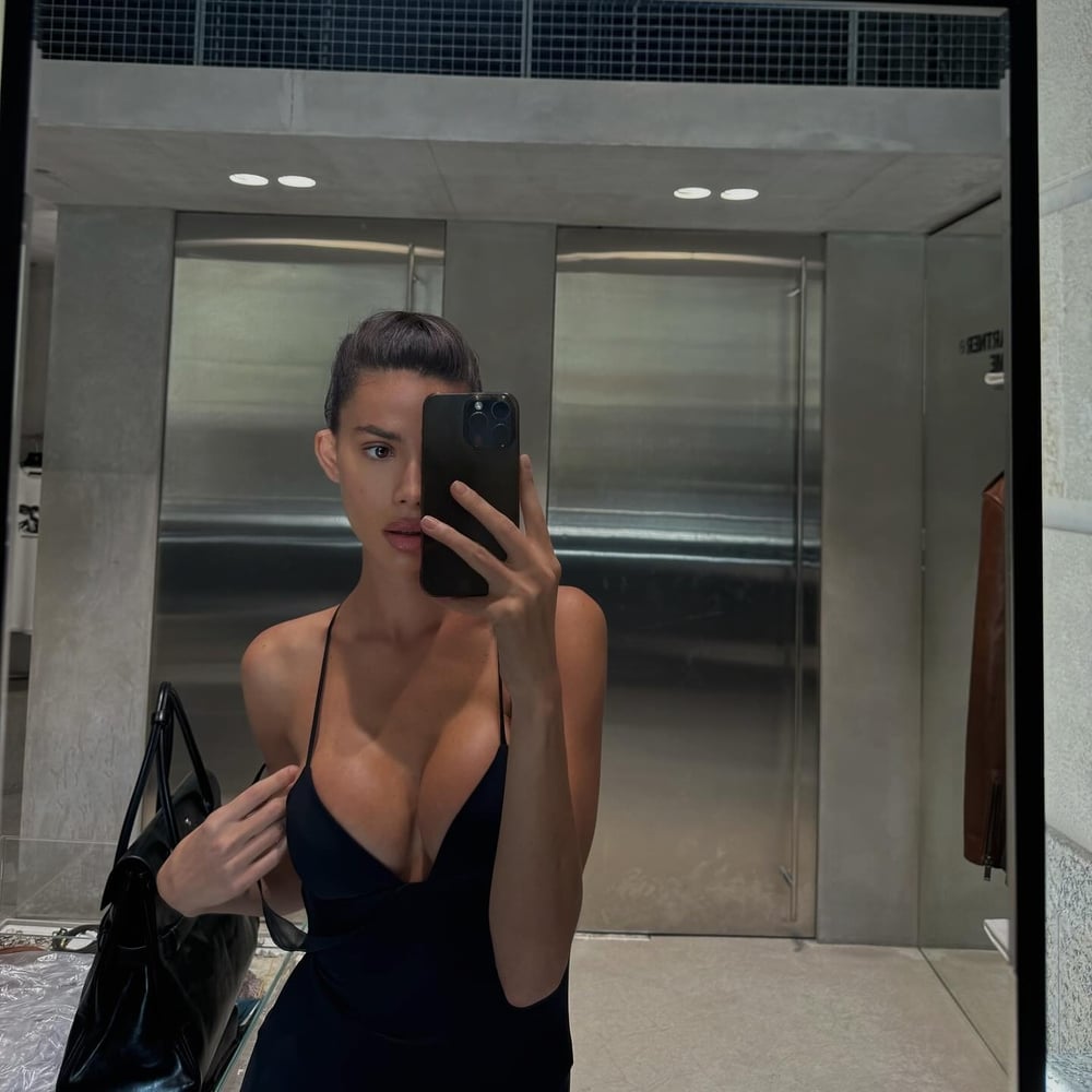 Masha Bertman nude 8