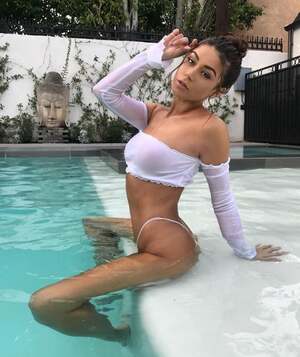 Masha Diduk nude 7
