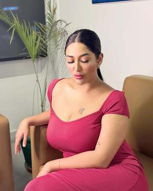 Mathira Khan nude 12