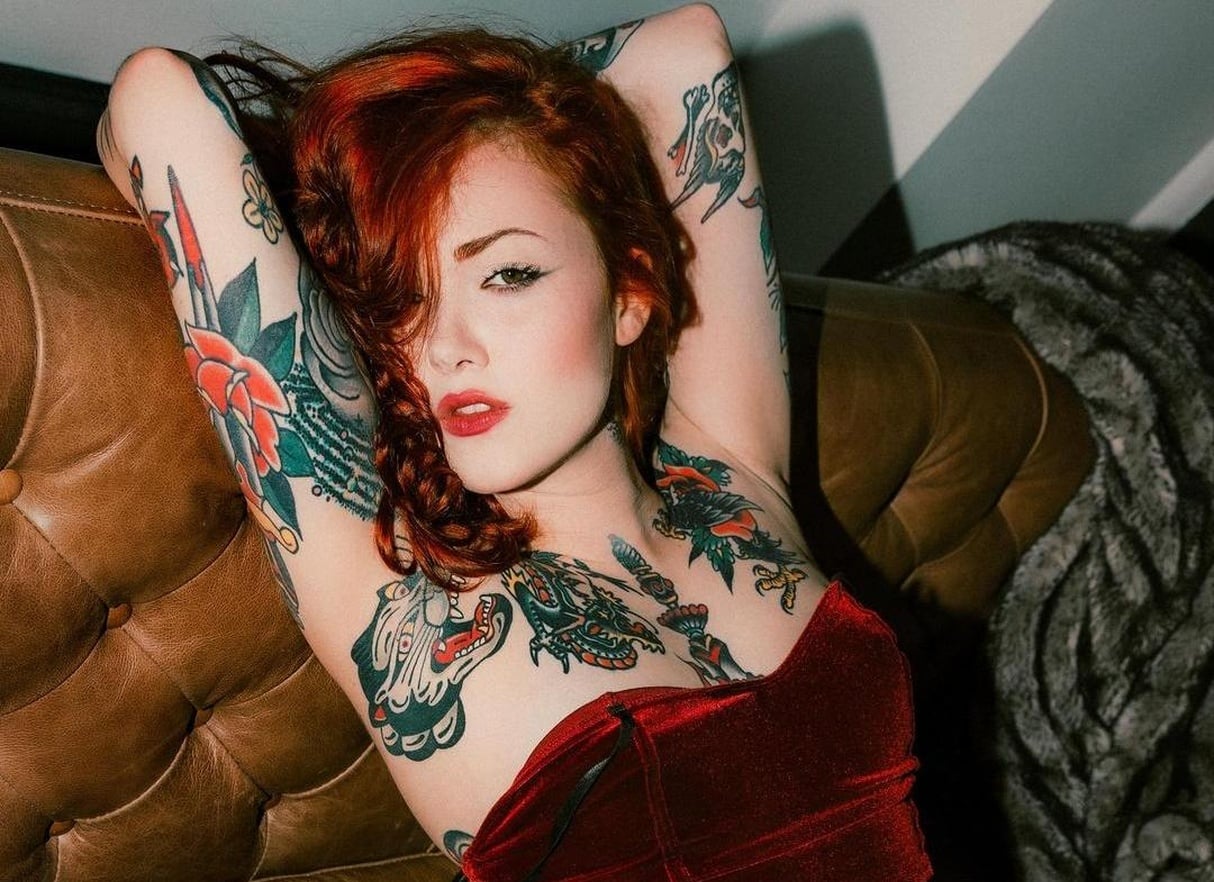 Maud Suicide nude 7