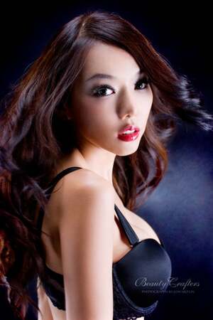 Maureen Chen nude 12