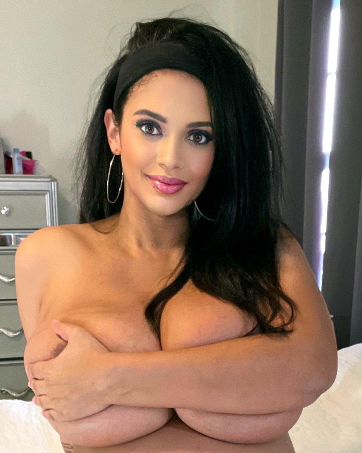 Maxx Marie nude 9