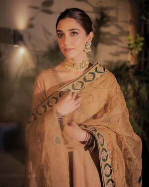 Maya Ali nude 6