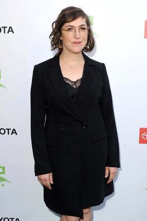 Mayim Bialik nude 5