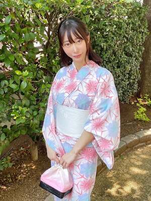 Mayu Shino nude 7