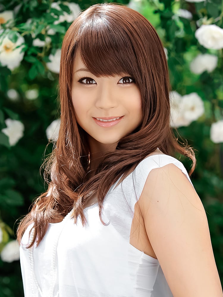 Mayuka Akimoto nude 4