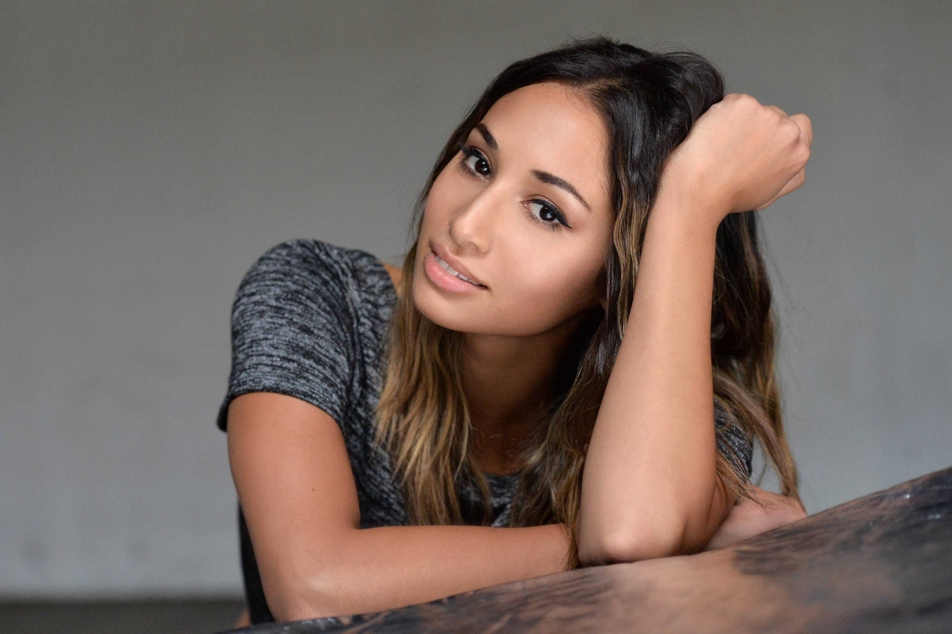 Meaghan Rath nude 9