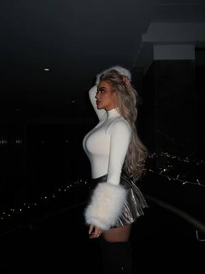 Megan Clark nude 9