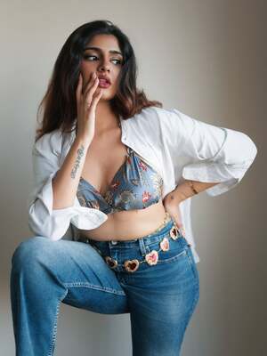 Megha Shah nude 5