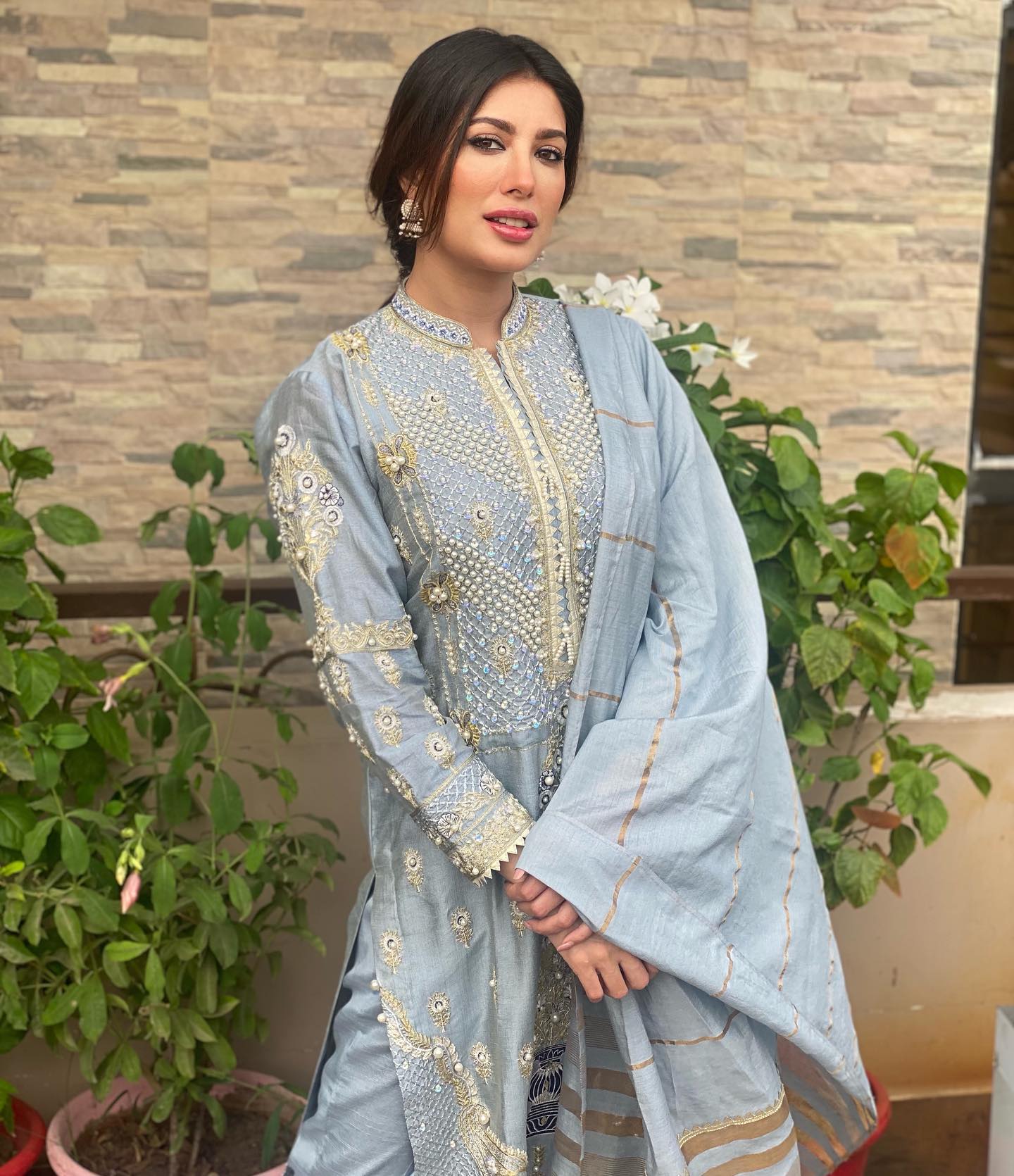 Mehwish Hayat nude 4