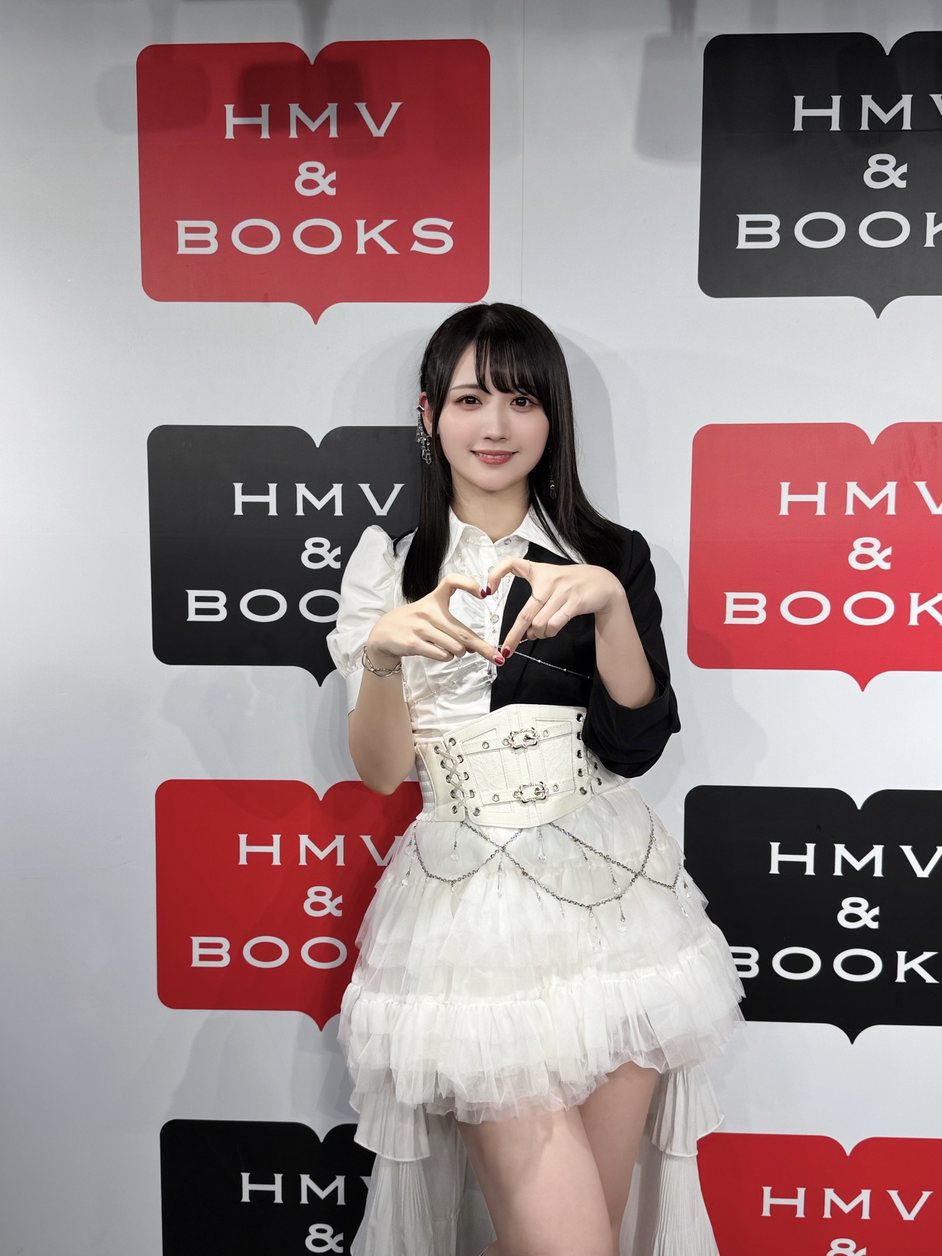 Mei Okada nude 4
