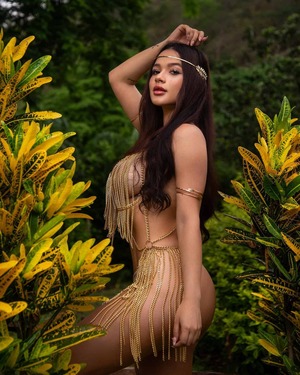 Mel Wood nude 4