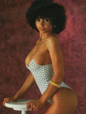 Melanie Appleby nude 2