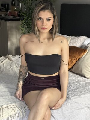 Melanie Caceres nude 6