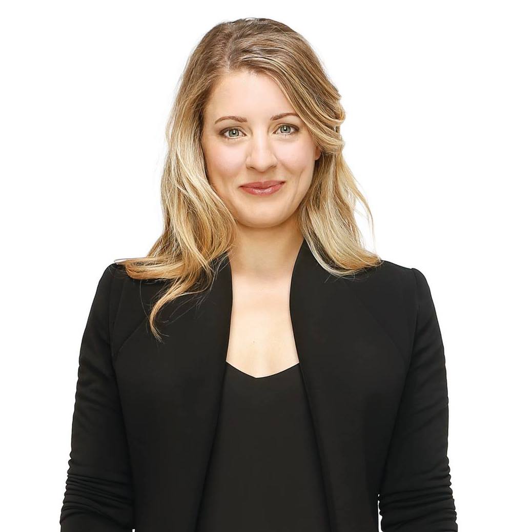 Melanie Joly nude 10