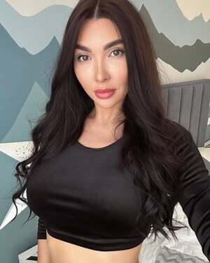 Melanie Queen nude 11