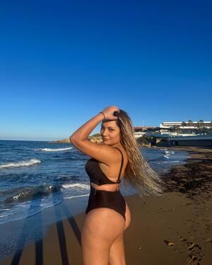 Melisa Yildirim nude 6