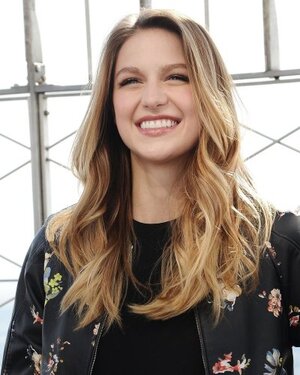 Melissa Benoist nude 10