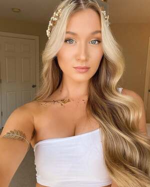 Melissa Huck nude 9