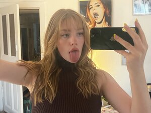 Melissa Louise nude 7
