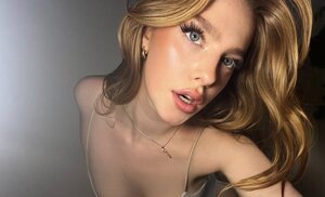 Melissa Louise nude 8
