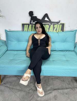Melissa Oliveira nude 3
