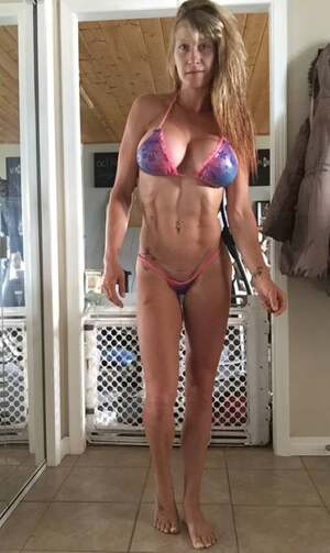 Melyssa Buhl nude 3