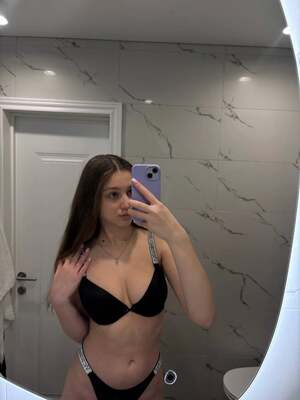 MercBoone nude 6