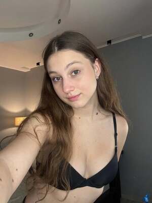 MercBoone nude 8