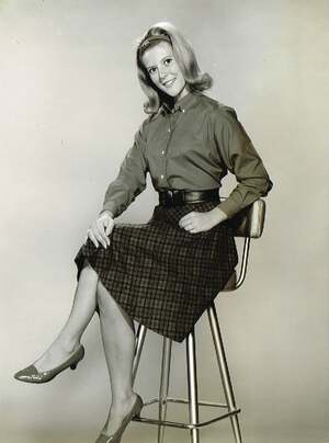 Meredith MacRae nude 7