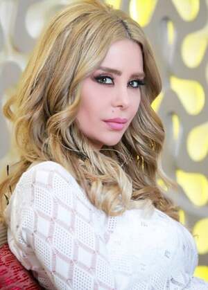 Merna Shalfoun nude 11