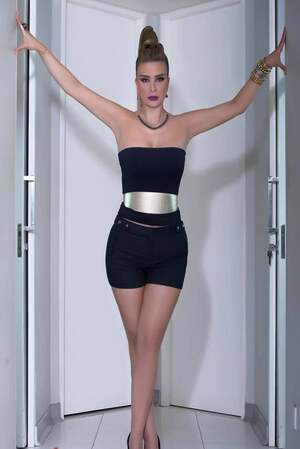Merna Shalfoun nude 4