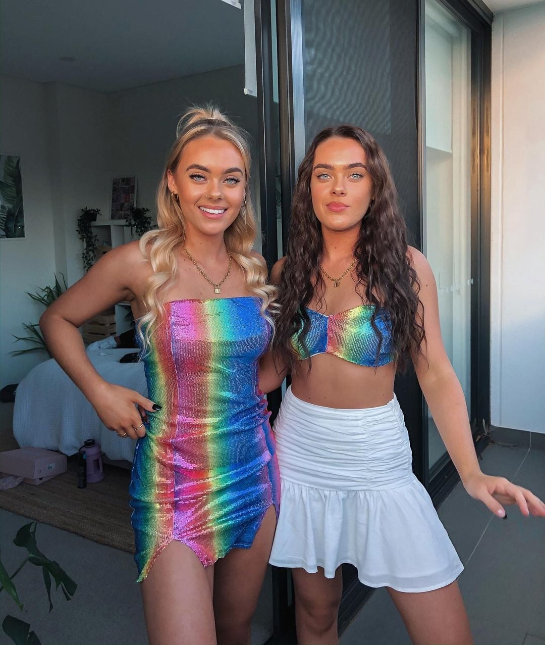 Mescia Twins nude 4