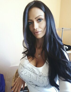 Mia Maxxx nude 5