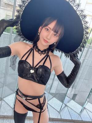 Mia Nanasawa nude 12