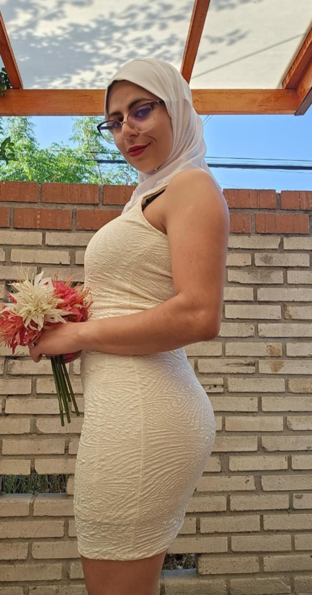 Mia Niqab nude 6