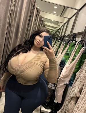 Mia Saaoud nude 9