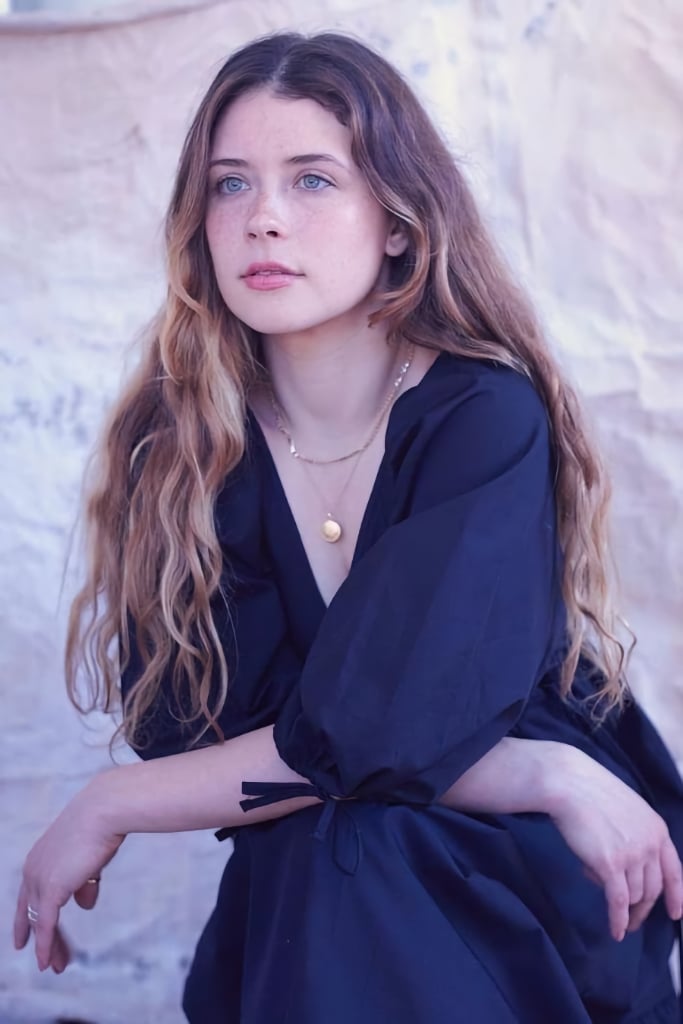 Mia Tomlinson