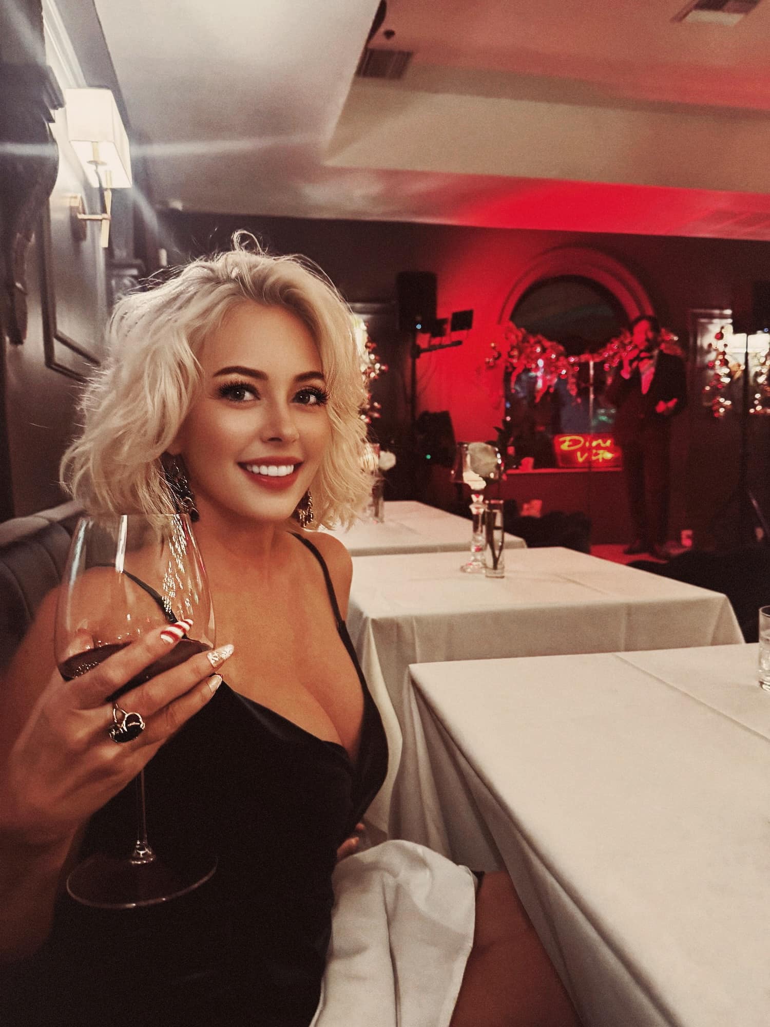 Michelle Baker nude 10