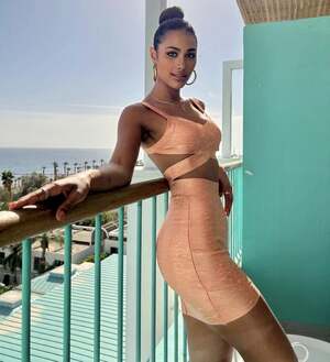 Michelle Colon nude 10