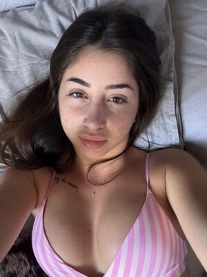 Michelle Lapolla nude 9