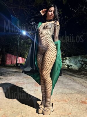Michi Os nude 6