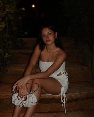 Miel Abitbol nude 3