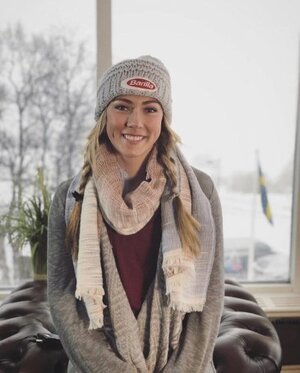 Mikaela Shiffrin nude 9