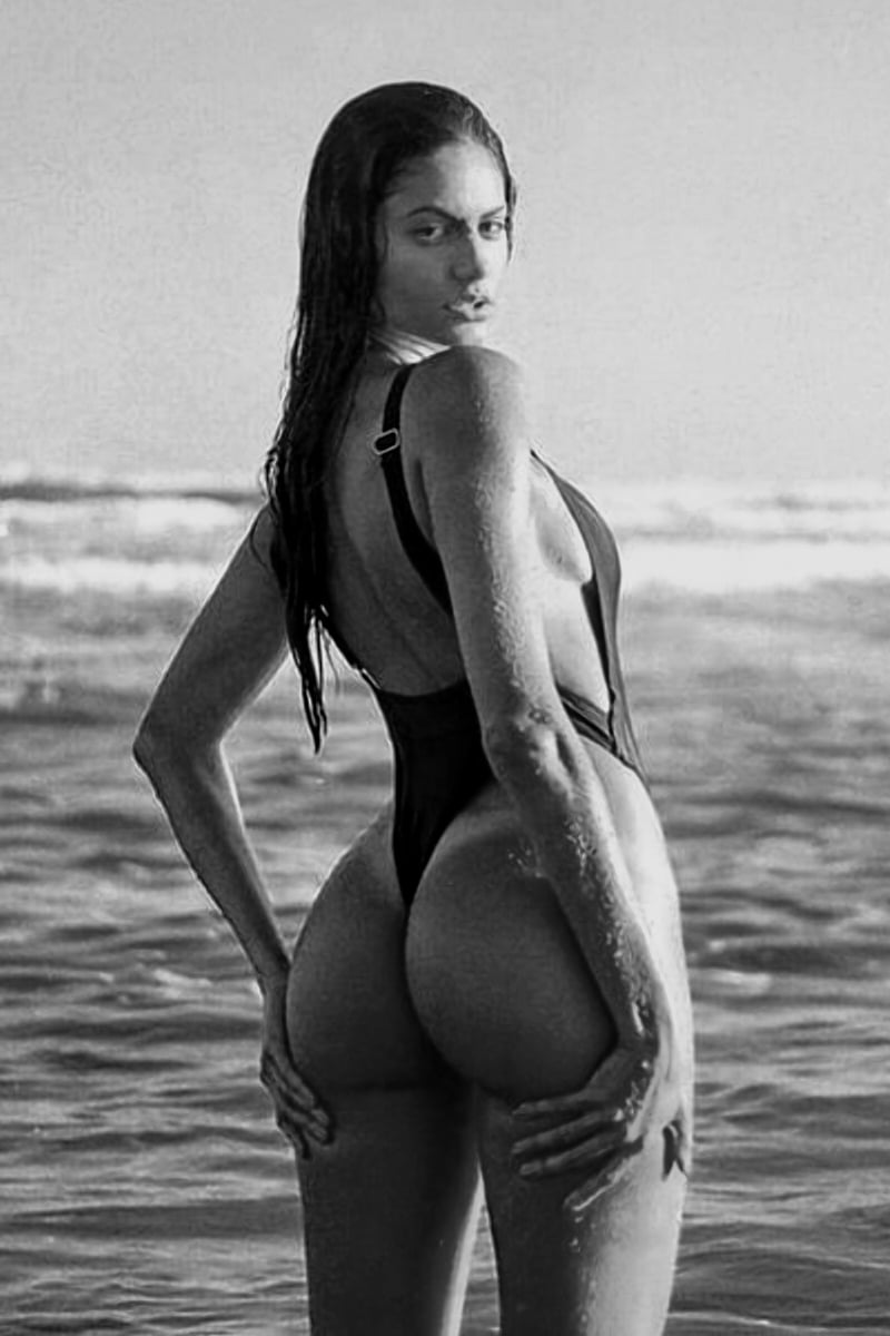 Milena Scheller nude 9