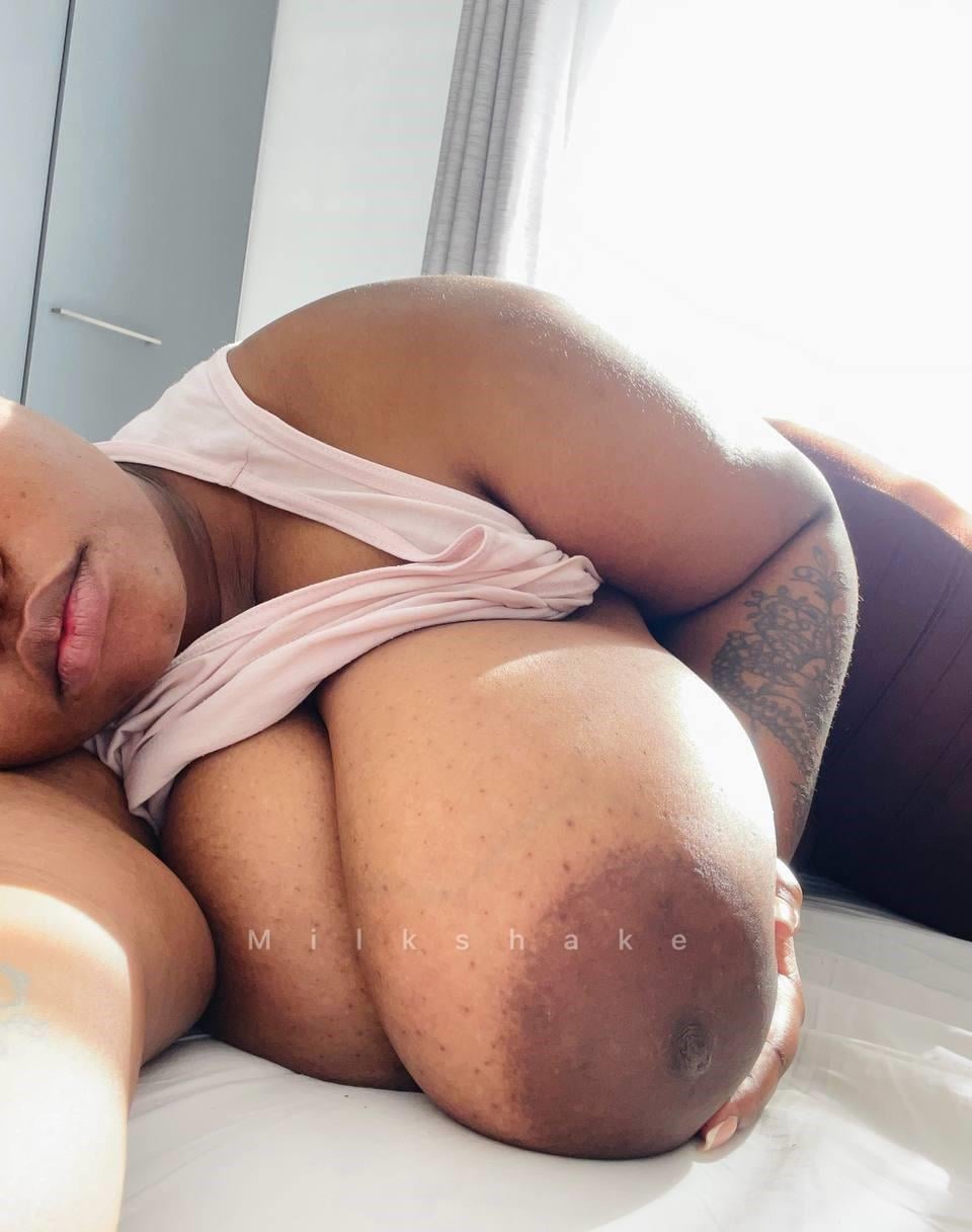 Milkshake Samme nude 2