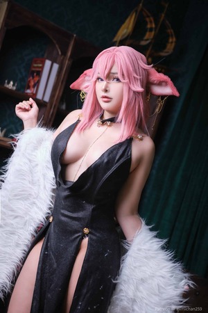 MiMi Chan nude 3
