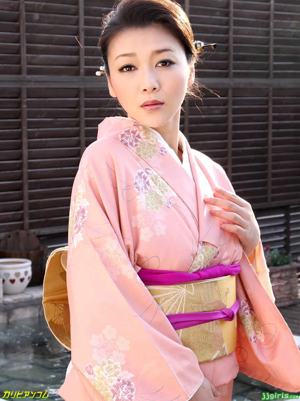 Minako Uchida nude 6