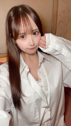 Minamo Nagase nude 5